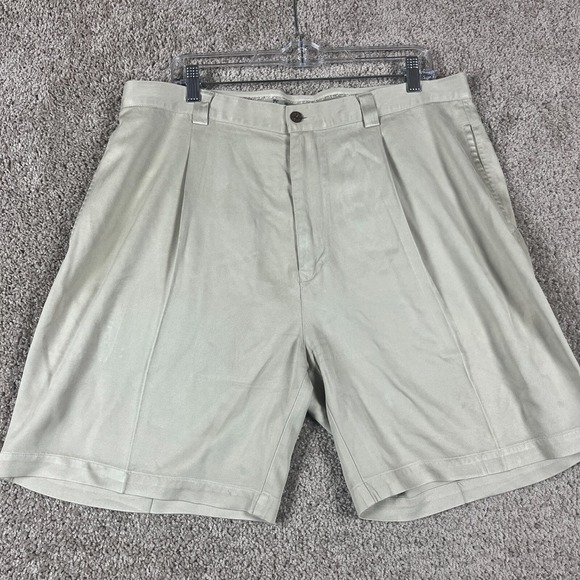 Tommy Bahama Shorts Mens 38 Beige 9" Inseam Casual Chino Pleated 100% Silk Relax - Picture 1 of 7